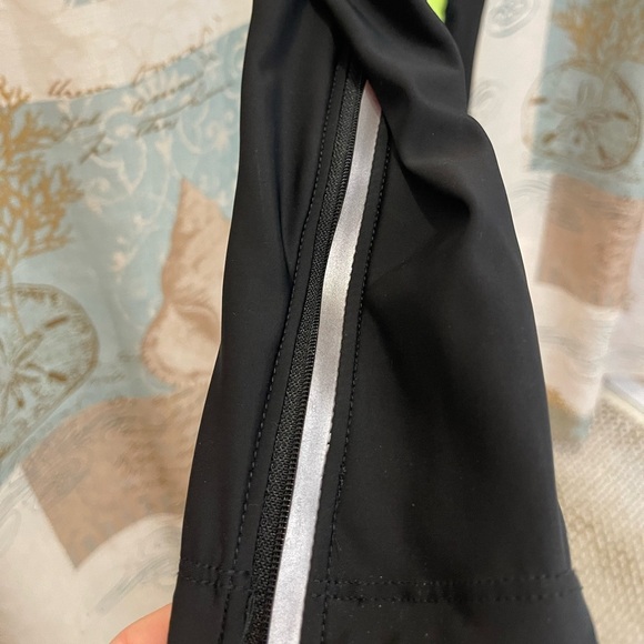 Canari Womens Biking Athletic Refelctive Padded Cycling Shorts Black Comfort Med - Picture 5 of 13